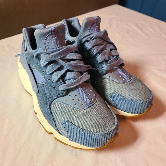 Nike Air Huarache Run SE - December Sky - Picture 11 of 15